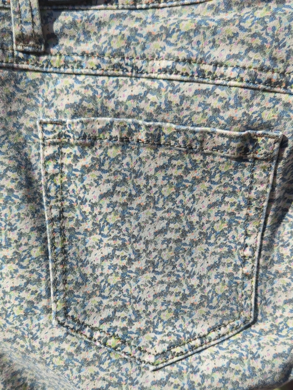 Cabi Ditsy Floral Skinny Jeans Size 2 Earthy Print Trousers - Picture 3 of 12